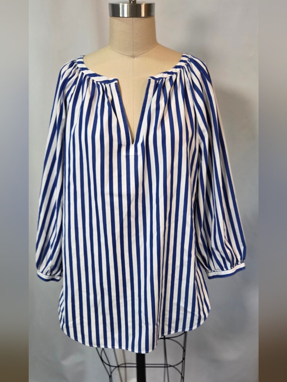 Lauren Ralph Lauren blue and white vertical striped popover tunic blouse Sz L